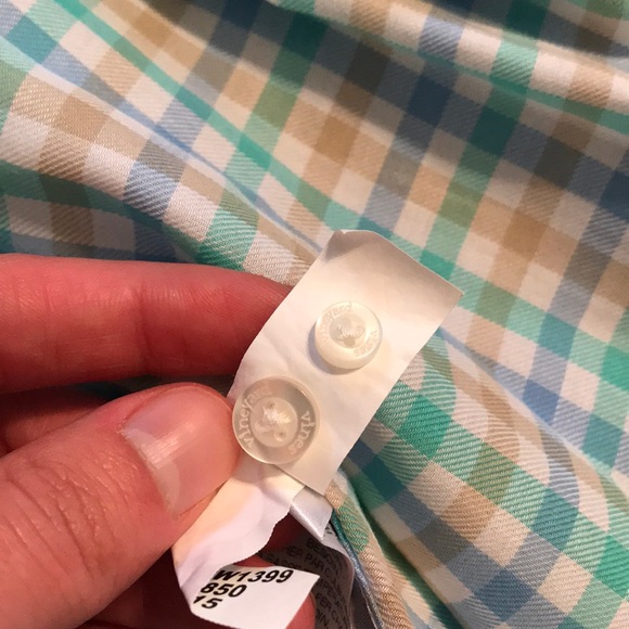 Vineyard Vines Checked Button Up Shirt - Picture 5 of 6